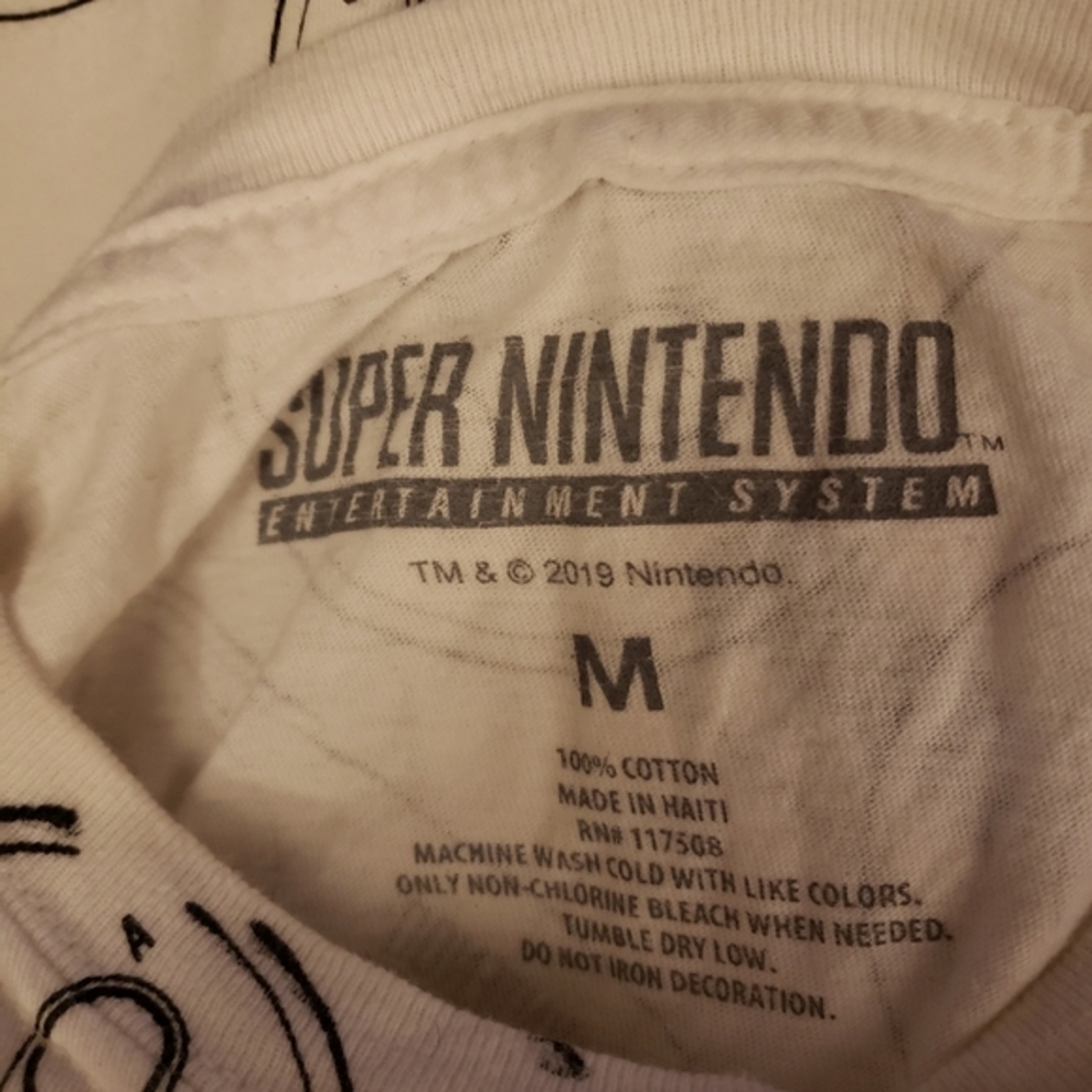 Super Nintendo Tee - Picture 4 of 4